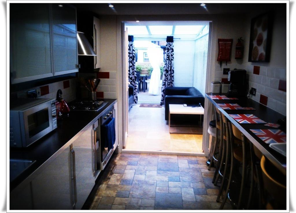 London Malvern Road Rooms To Let الغرفة الصورة